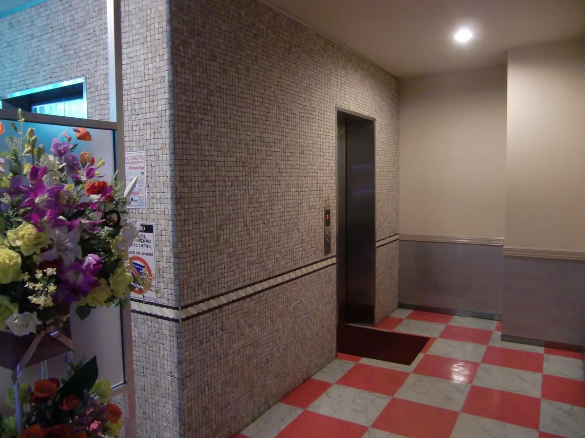 Golf Nirasaki Inter (Adults Only) Hotel Exterior photo